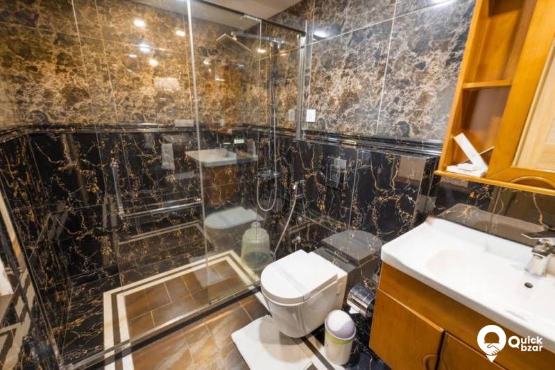 QB Stay- R49M PKT PREMIUM ROOM (2px)