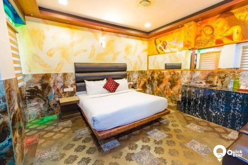 QB Stay- R49M PKT DELUXE NON AC ROOM (2px)
