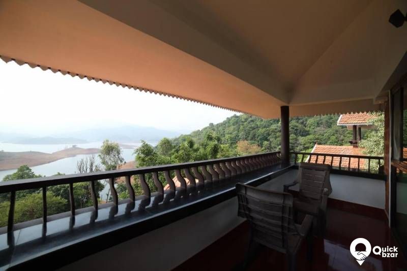 QB Stay-R17W CIR Lake View Cottage
