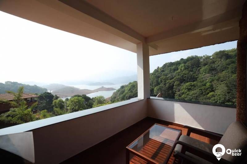 QB Stay-R17W CIR Lake View Cottage