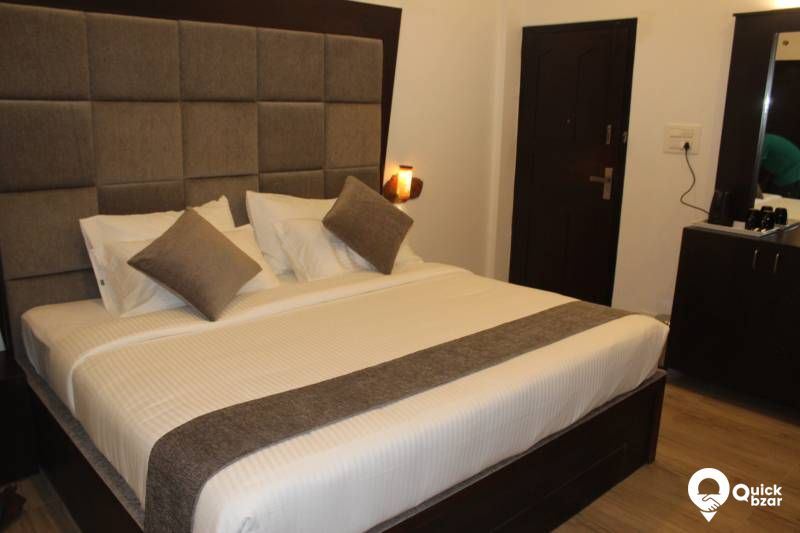 QB Stay-R1N VH Superior Non A/C Room