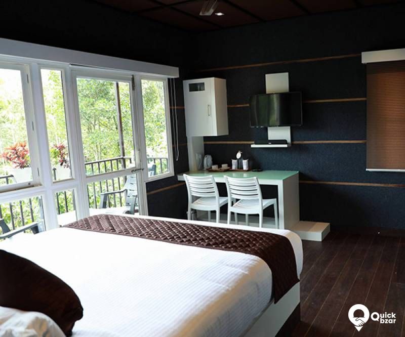QB Stay-R38M SHV Deluxe Cottage