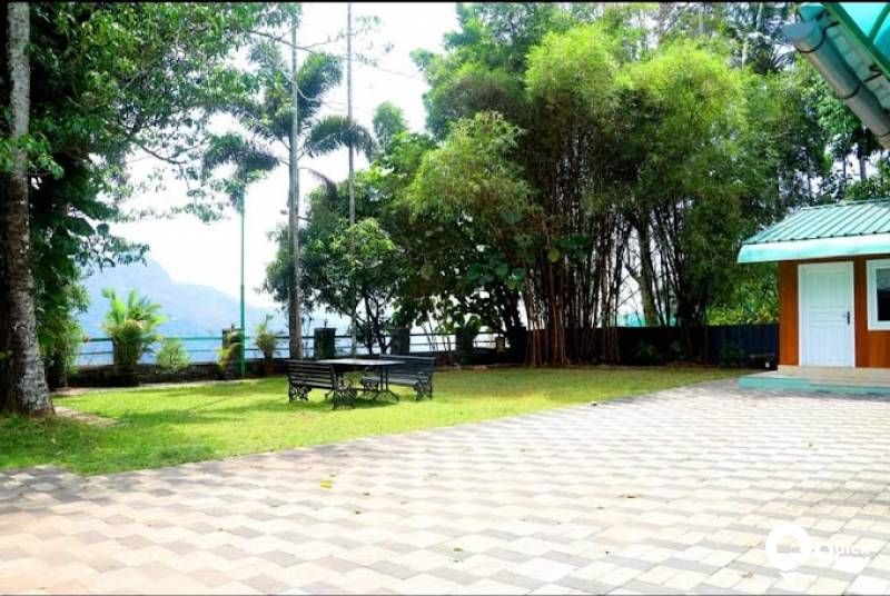 R63M SM VINTAGE HOME VILLA (5pax)