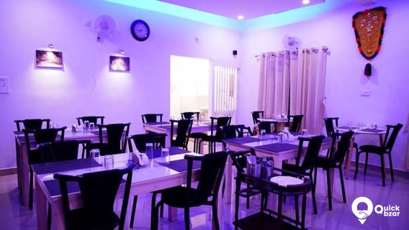 R19W WR TWIN ROOM A/C (4pax)