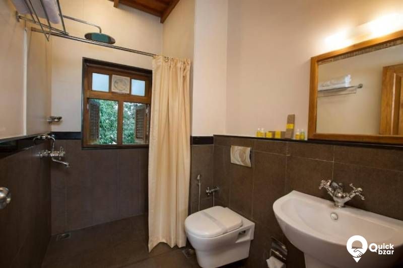 R25M SCG BF SUPERIOR CARDAMOM ROOM WITH BALCONY