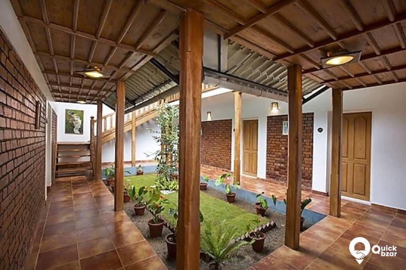 R25M SCG BF SUPERIOR CARDAMOM ROOM WITH BALCONY