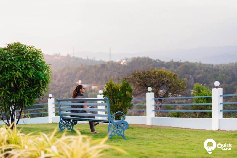 R66M PH DELUX VALLEY VIEW ROOM