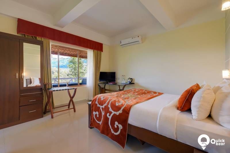 R67M SP IR  MALIKA  HERITAGE ROOM