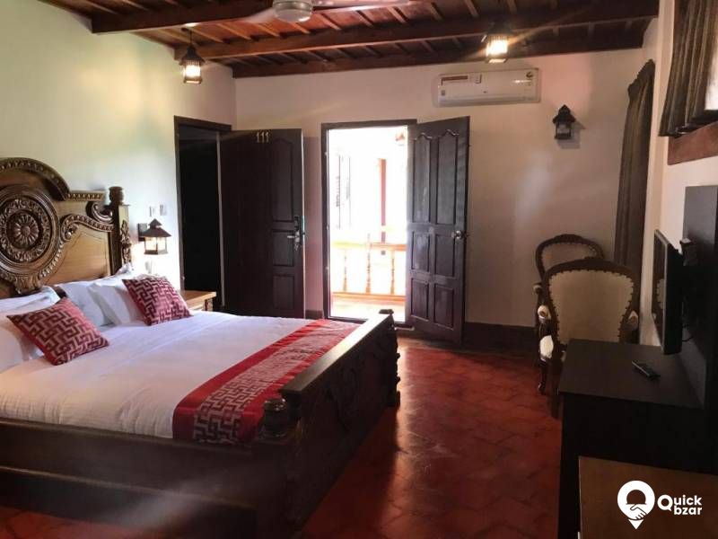 R68M STH MLR SUIT ROOM (Living area)