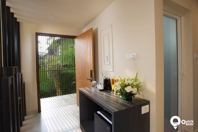 R69W STH ARS EROS STANDARD ROOM