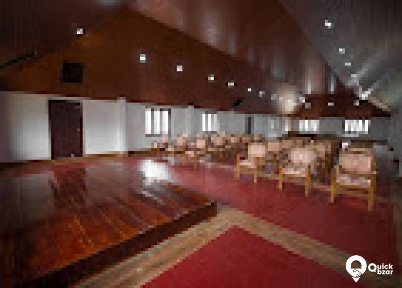 R77M HIM ROYAL SUITES