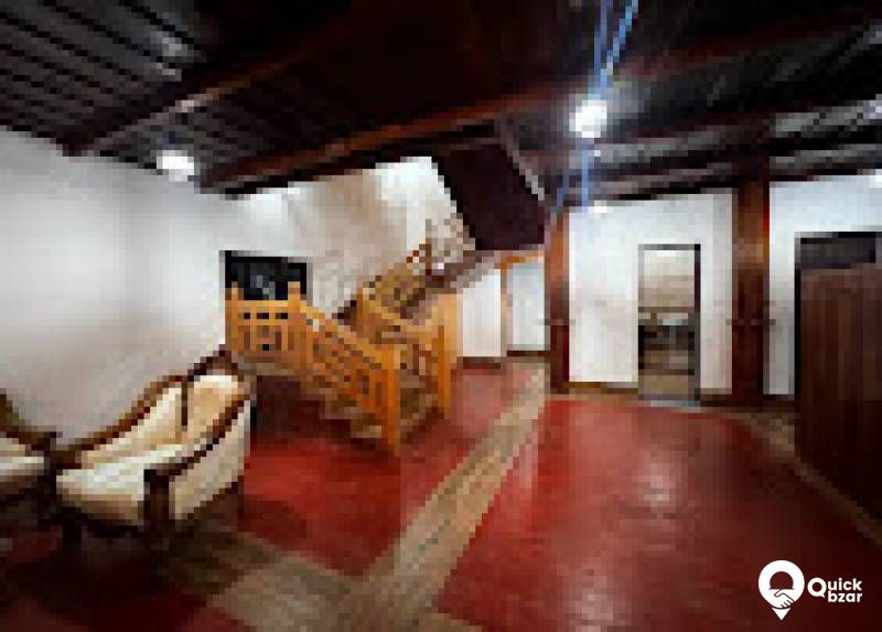 R77M HIM KING'S SUITES