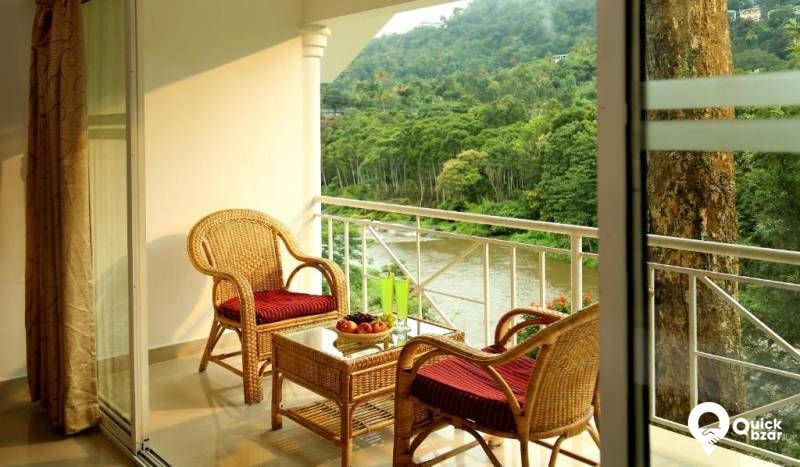 R84M RR ROYAL SUITE COTTAGE