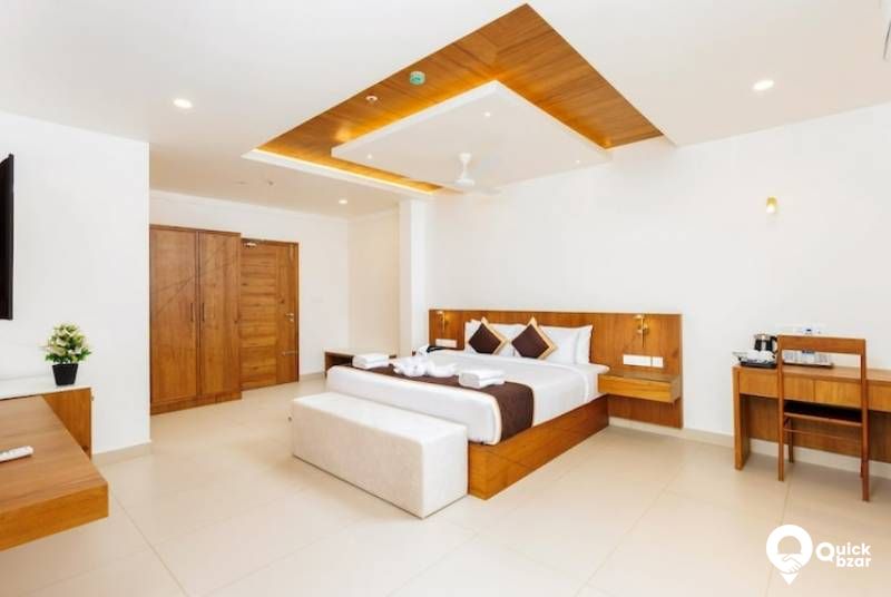 R84M HLS SUIT ROOM