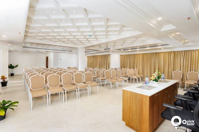R84M HLS SUIT ROOM