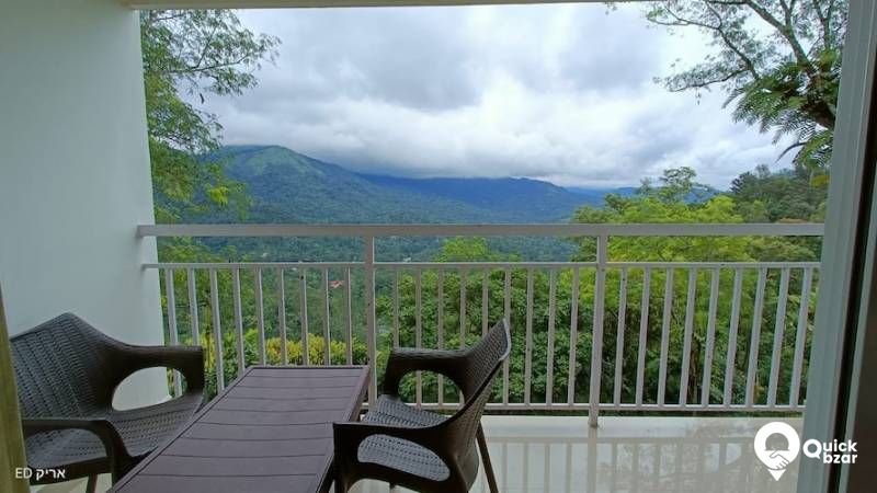 R88M HH TR VALLEY VIEW NEST WITH PRIVATE BALCONY