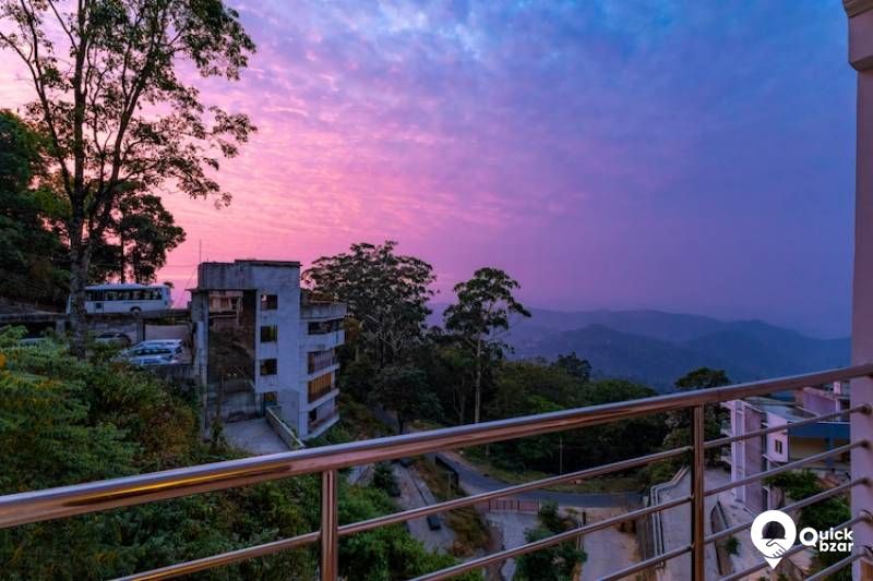 R90M HH MIR DELUXE VALLEY VIEW ROOM