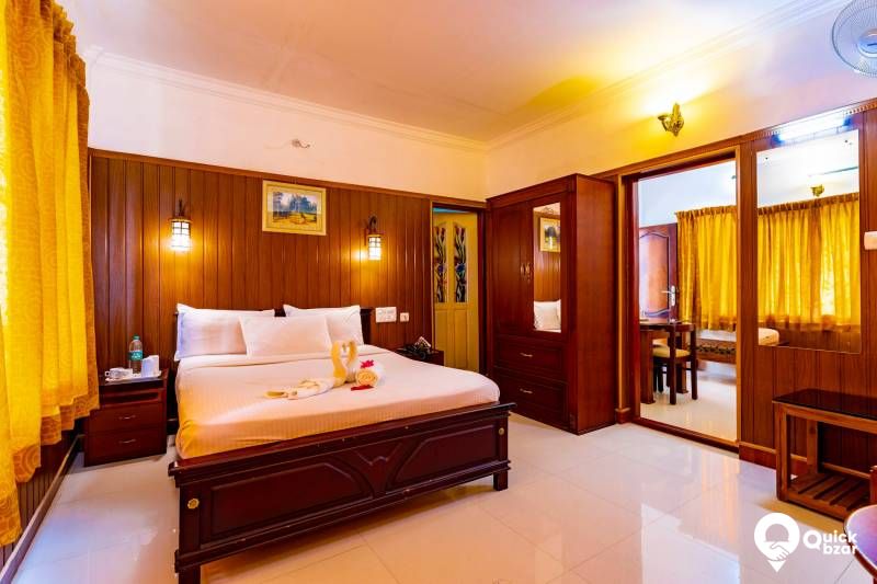 R90M HH MIR VALLEY VIEW PRIVATE BALCONY