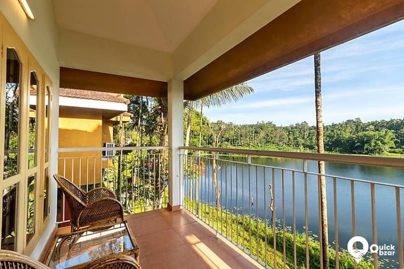 R27W KVS WATERFRONT INDEPENDENT COTTAGE A/C