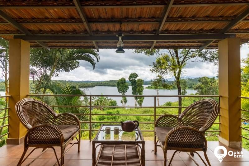 R27W  KVS  WATERFRONT THREE BEDROOM VILLA A/C