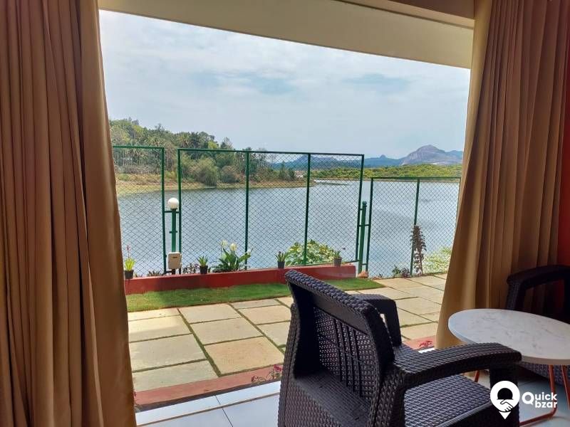 R27W KVS  WATERFRONT PREMIUM POOL VILLA A/C