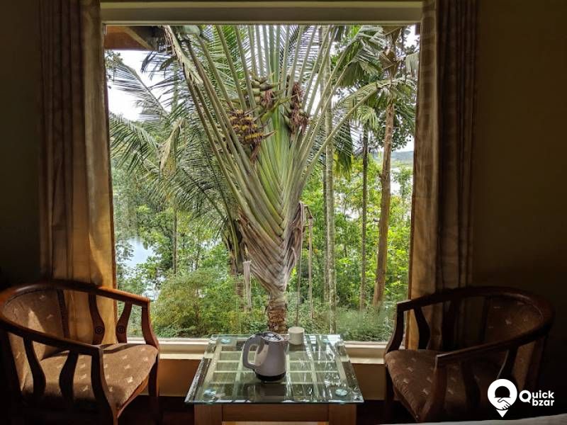 R27W  KVS  WATERFRONT FOUR BEDROOM VILLA INTERCONNECTED NON A/C