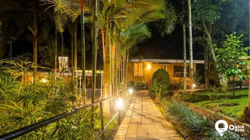 R27W  KVS  WATERFRONT SIX BEDROOM VILLA