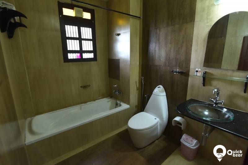 R3KVL KBH TURTLE LOUNGE (SUPERIOR AC WITH BALCONY)