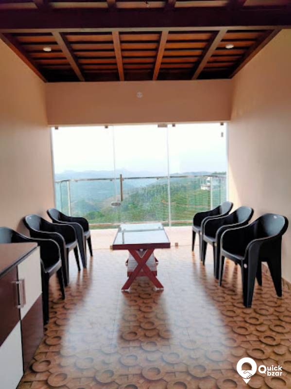 R7V 7HV  DELUXE ROOM