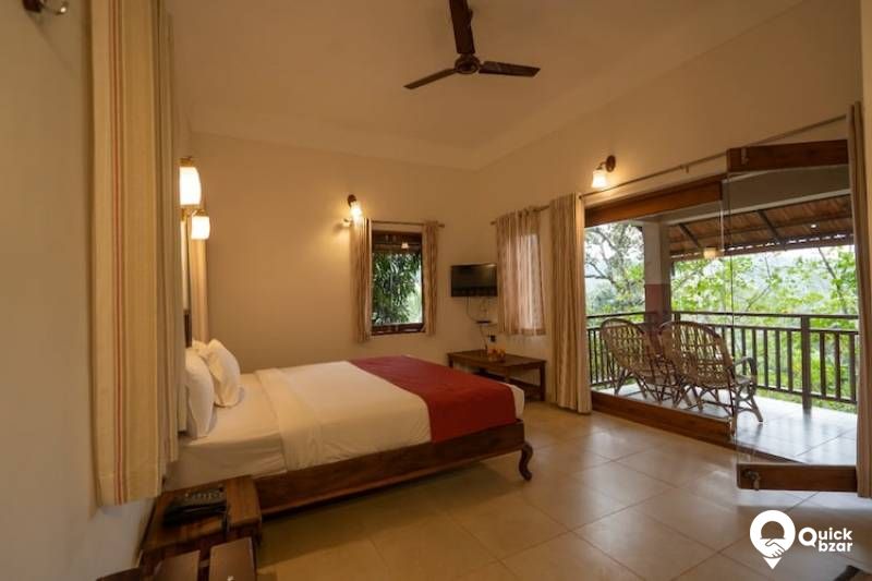 R30W TR DELUXE ROOM
