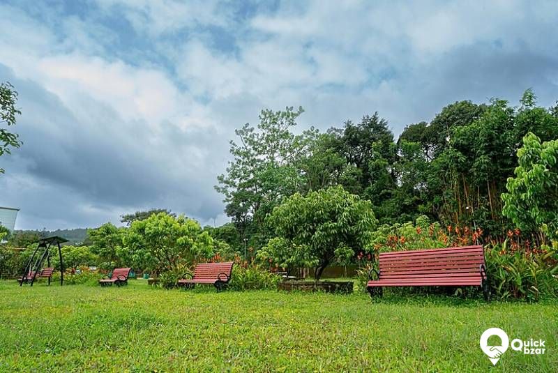 R31W PREMIR LARGE FAMILY NON-AC ROOM