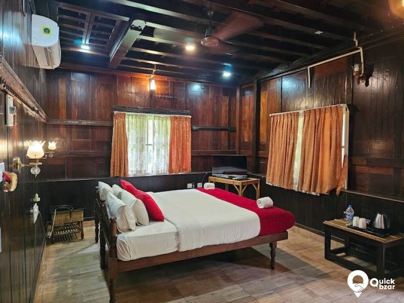 R6KVLM BL GOC WOODEN COTTAGE