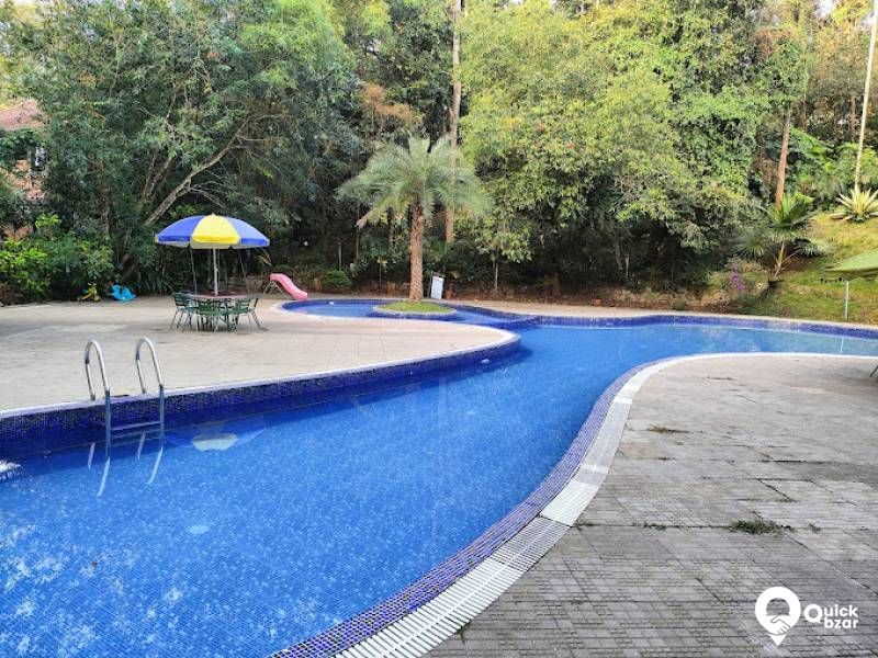 R32W GG  COTTAGE NON A/C