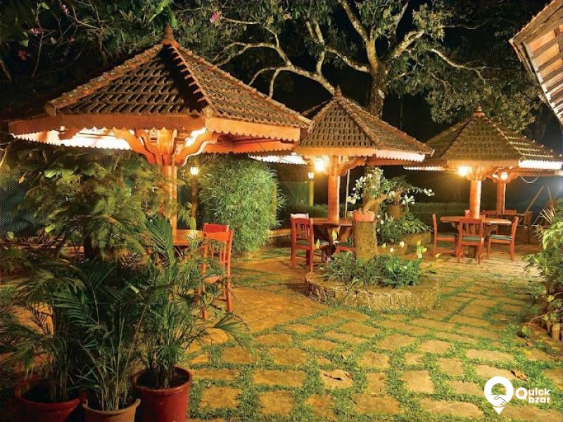 R32W GG  BAMBOO TREE HUT