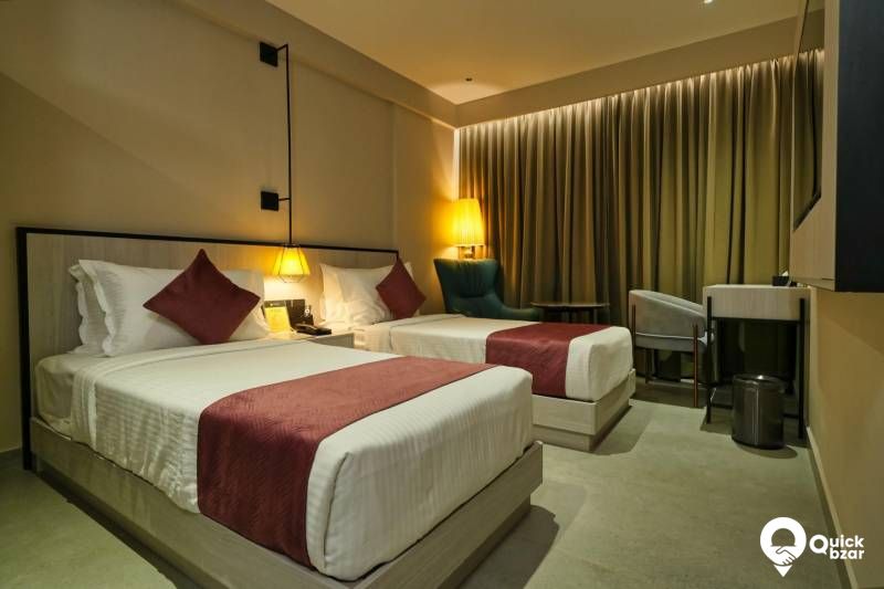 R34W MH  BLIS ROOM
