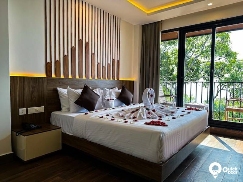 R75M KWM MAJESTIC VALLEY VIEW ROOM WITH BALCONY