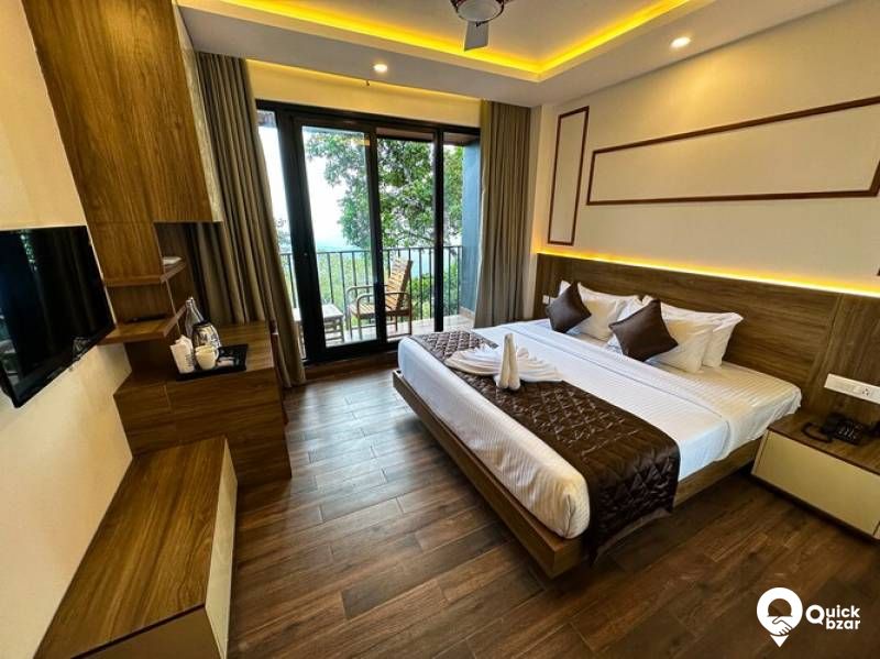 R75M KWM MAJESTIC VALLEY VIEW ROOM WITH BALCONY