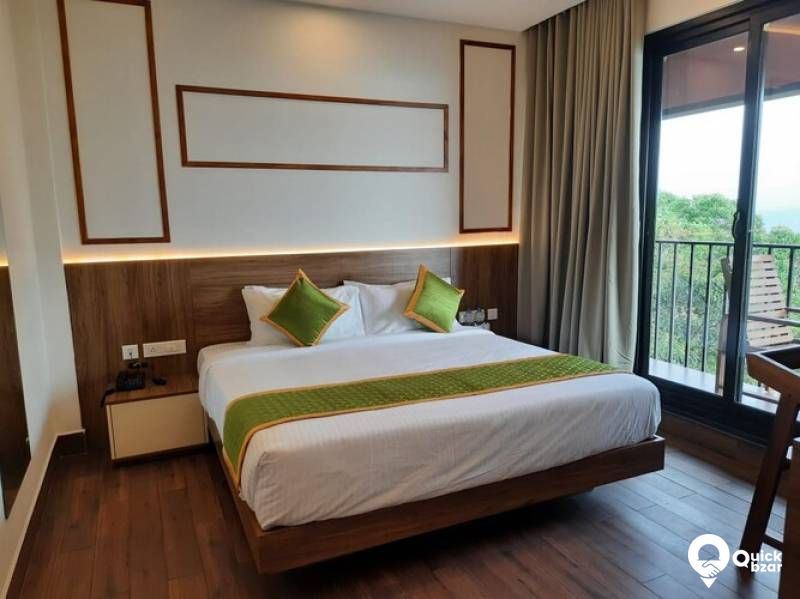 R75M KWM MAJESTIC VALLEY VIEW ROOM WITH BALCONY