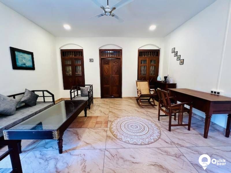 R108M NSUH  NAFFODIL SUIT ROOM