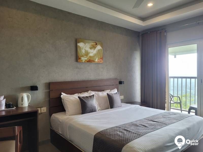 R112M WPM DELUXE BALCONY ROOM