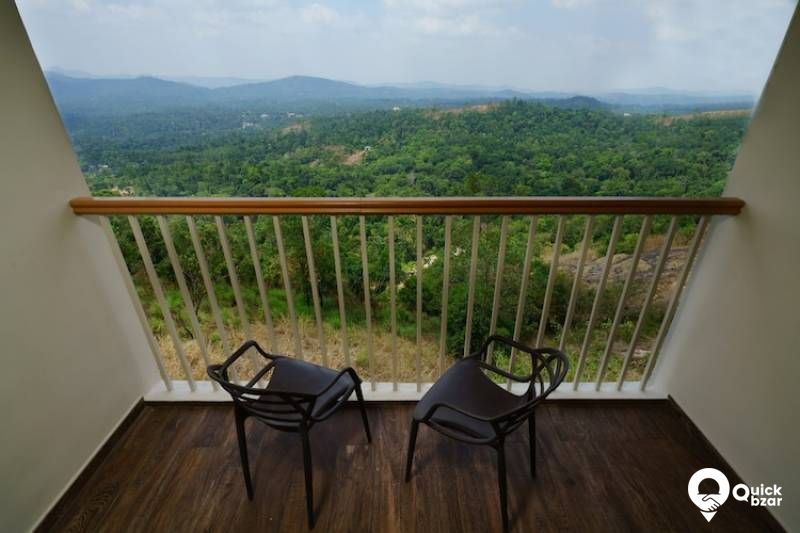 R112M WPM DELUXE BALCONY ROOM