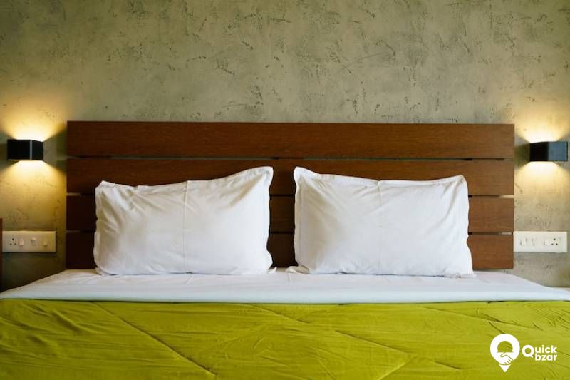 R112M WPM DELUXE BALCONY ROOM