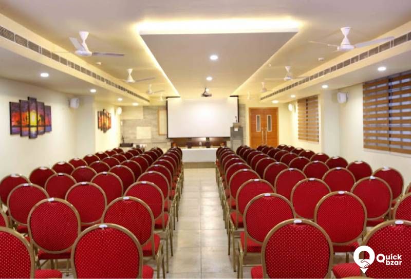 R6TH WN DELUXE ROOM