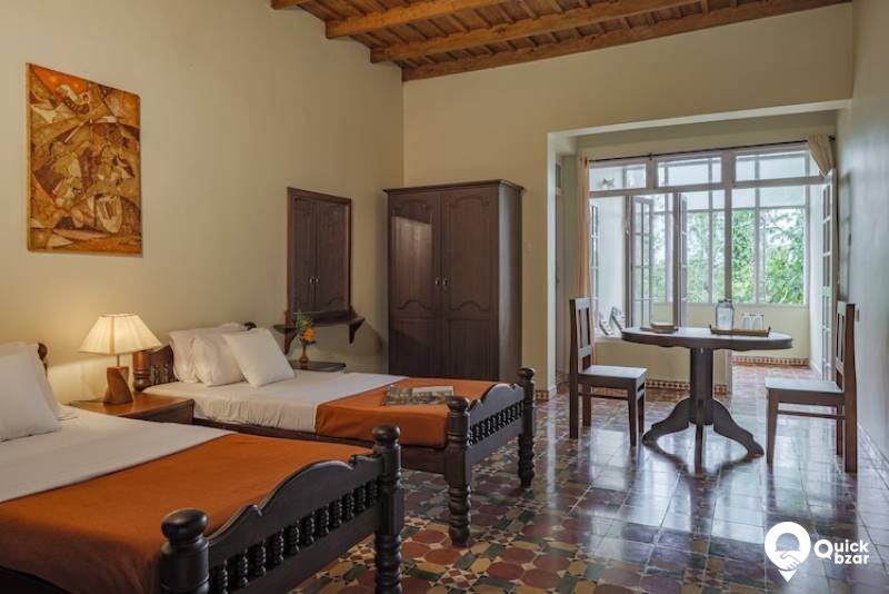 R1WH AH  DELUXE ROOM
