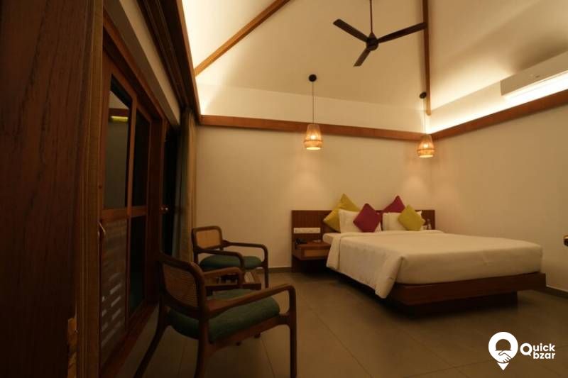 R7TH CCBX SUITE ROOM