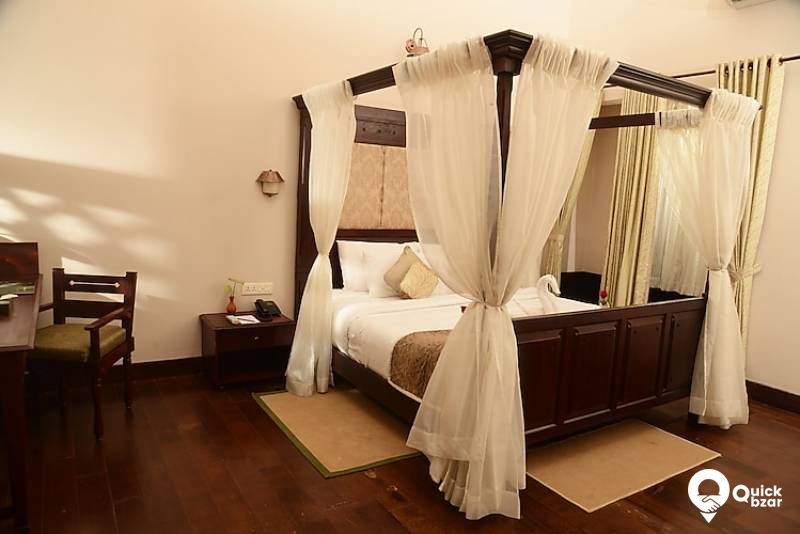 R8TH GWR RITHIKA (HONEYMOON VILLA WITH PLUNGE POOL )