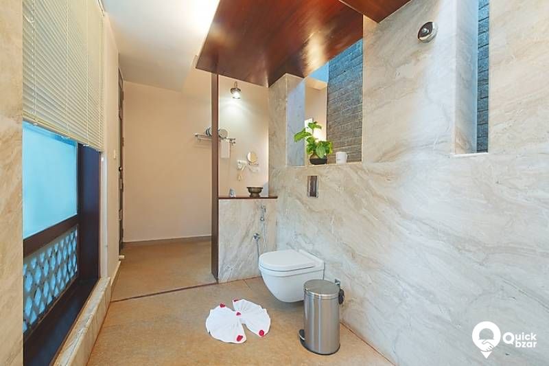R8TH GWR RITHIKA (HONEYMOON VILLA WITH PLUNGE POOL )