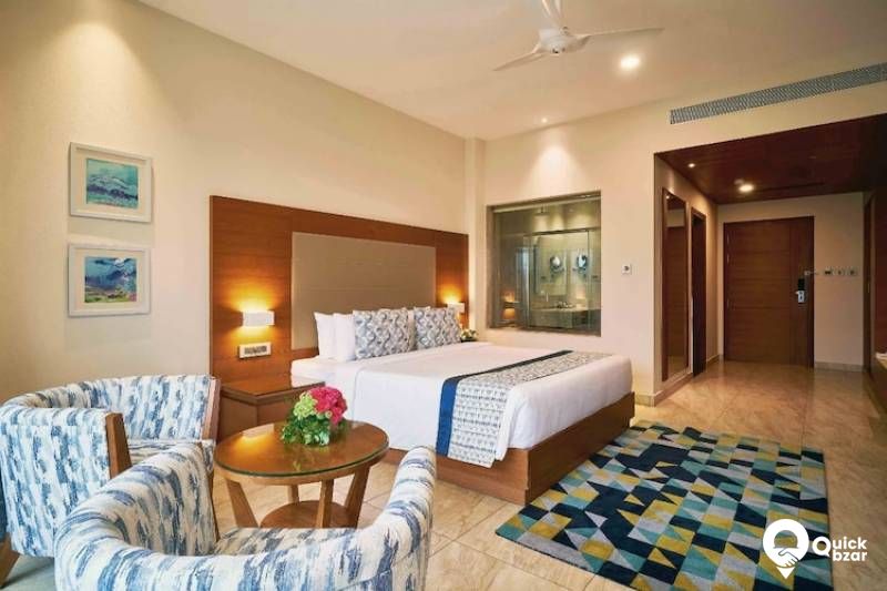 R115M VM HAMILTON VIEW ROOM