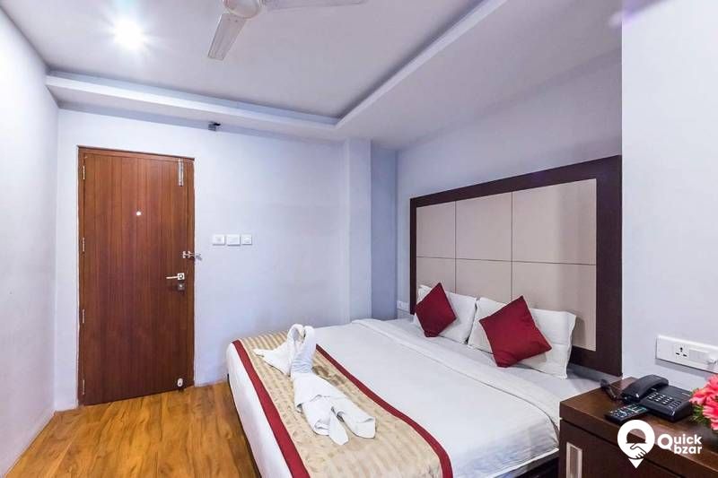 R118M RS  DELUXE ROOM