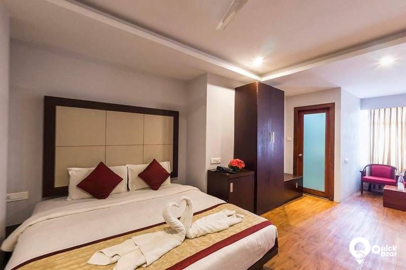 R118M RS  DELUXE ROOM